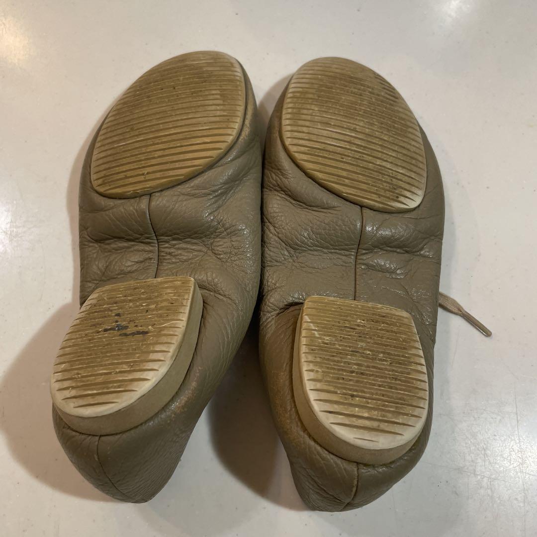 CHACOTT - 新品 21.5㎝ チャコット バトン シューズ カーキ