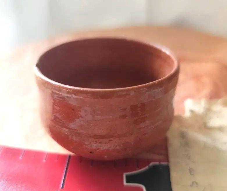 窯元 古楽焼き茶色の陶器のぐい呑み 古い焼き物デス