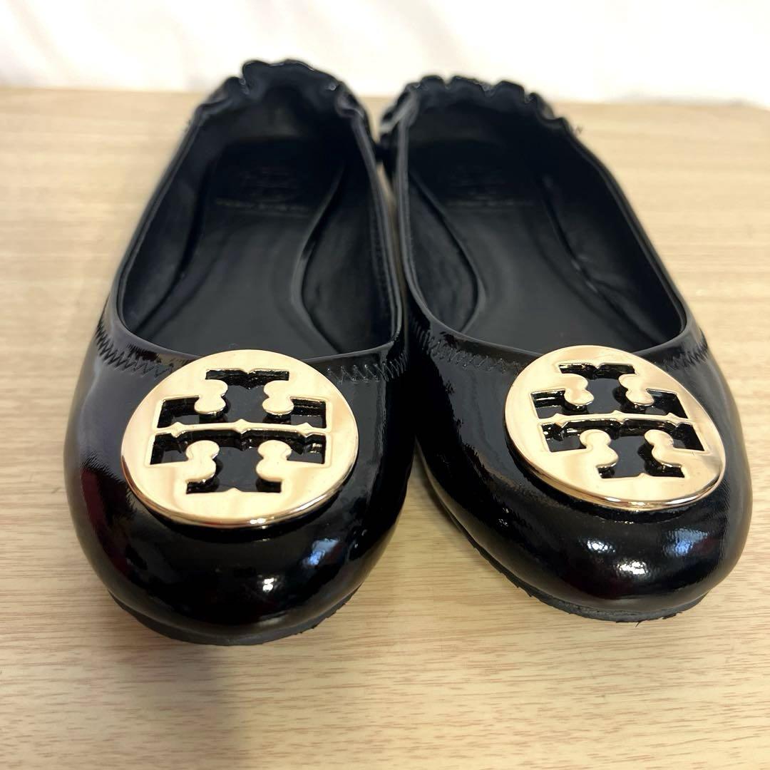 【美品】Tory Burchトリーバーチ エナメル フラットシューズ 黒