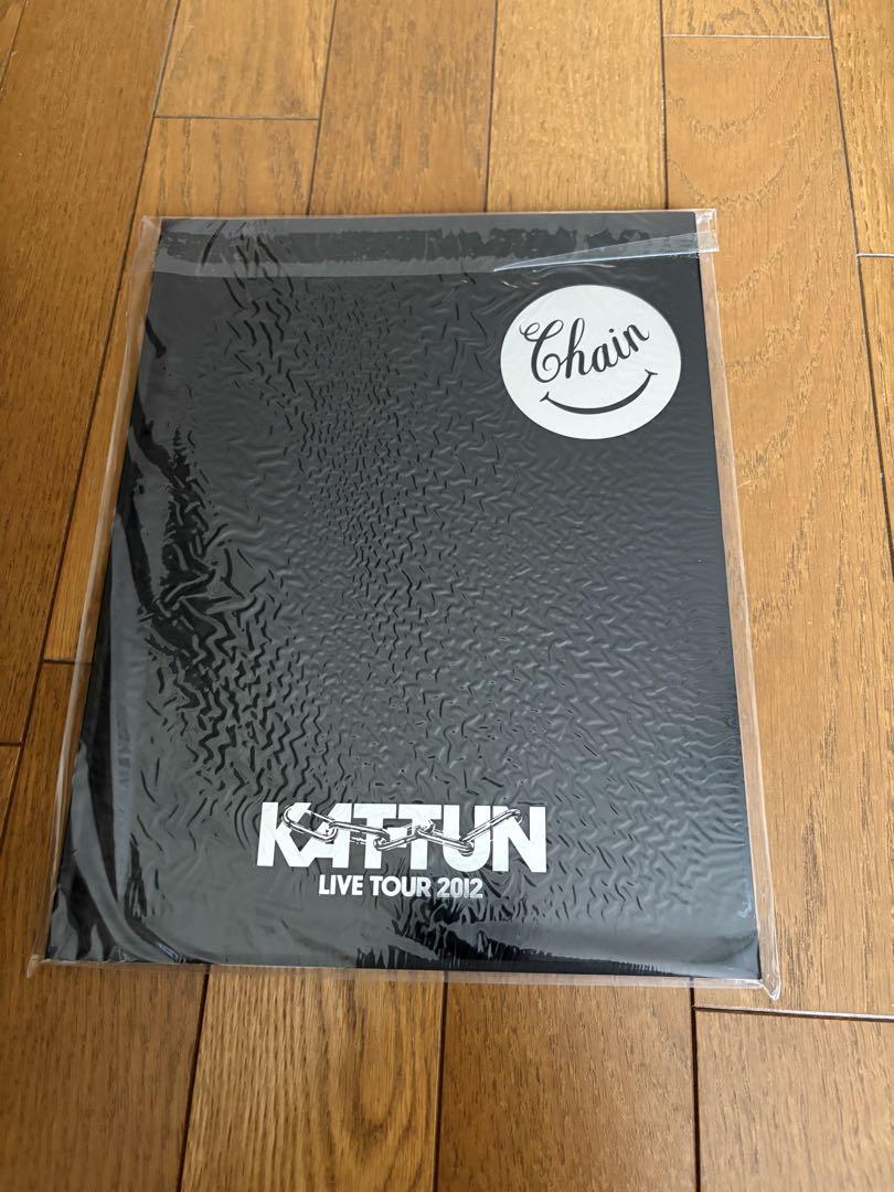 KAT-TUN ツアーパンフレット KAT-TUN LIVE TOUR 2012 CHAIN パンフレット - メルカリ