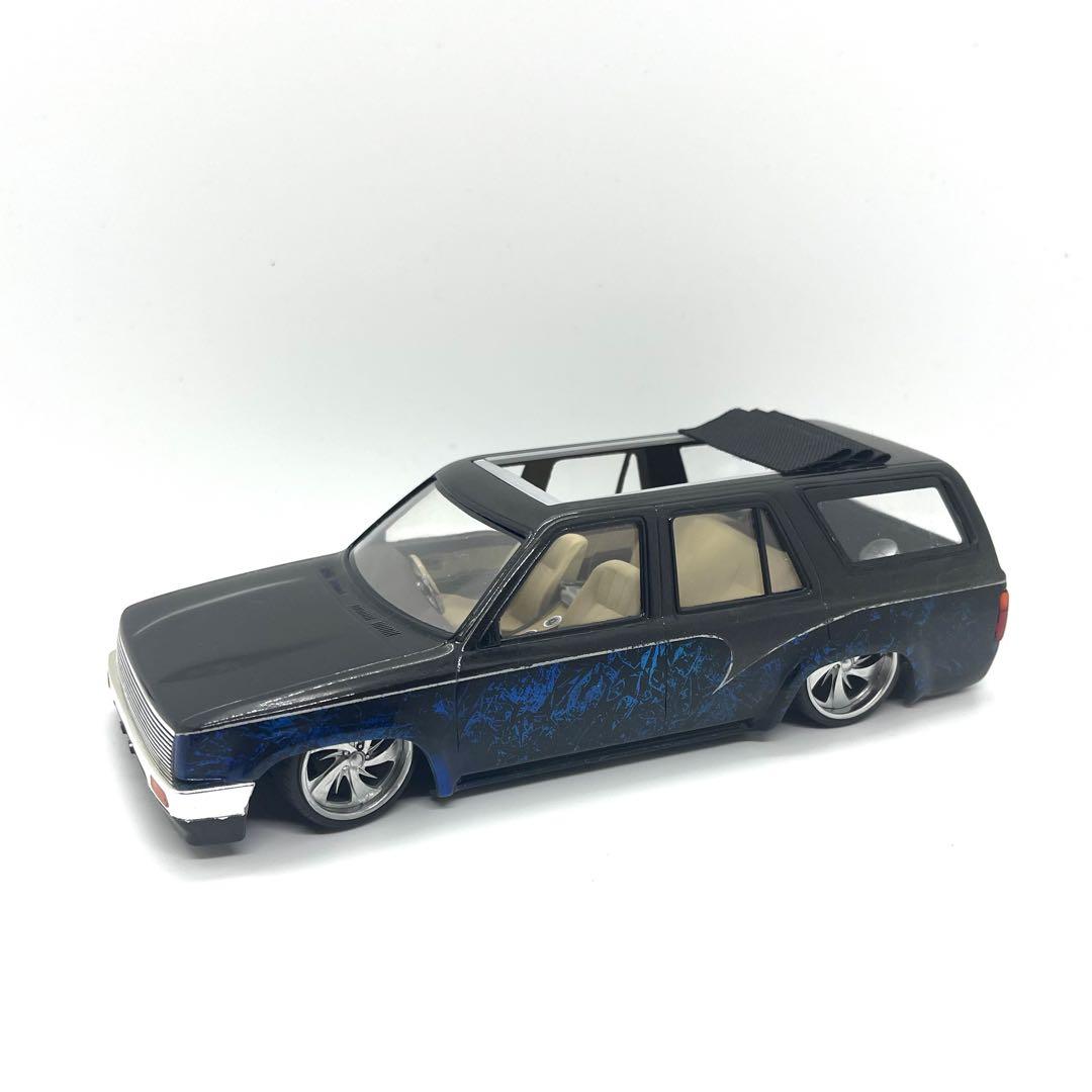 【完成品】アオシマ 1/24 ハイラックスサーフ 4ランナー