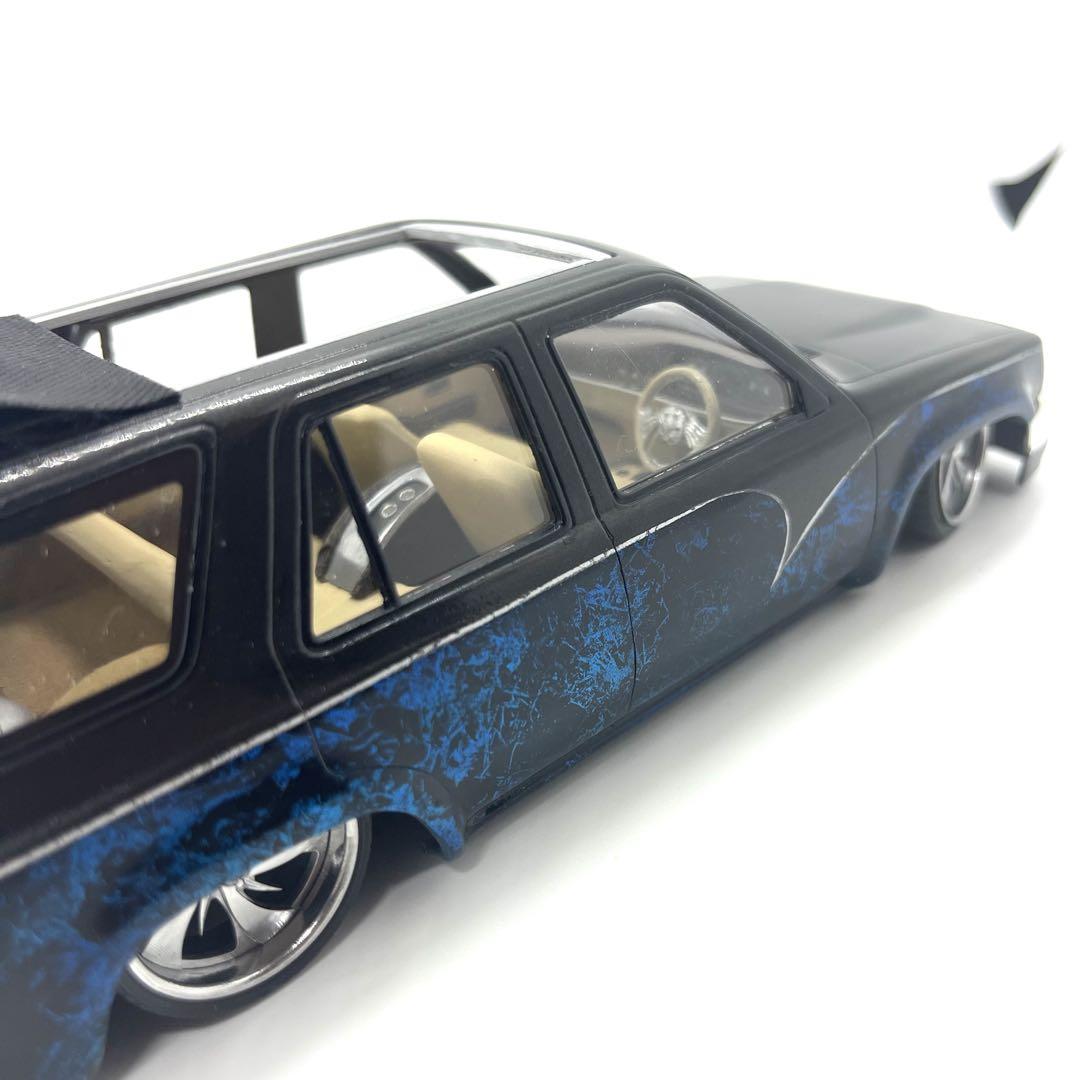 【完成品】アオシマ 1/24 ハイラックスサーフ 4ランナー