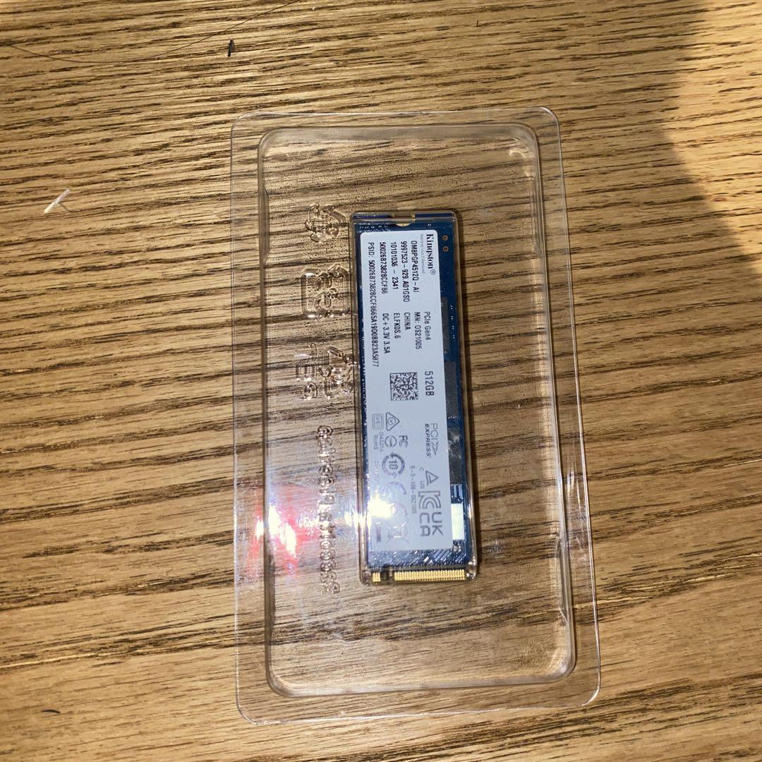 M.2 NVMe SSD PCIe 3.0 2280サイズ