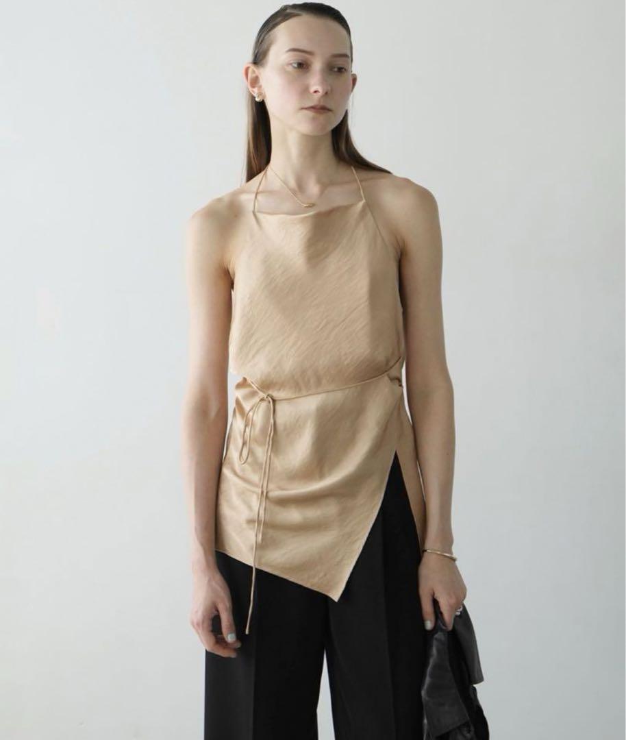 クラネDRAPE SATIN CAMISOLE TOPS サテンキャミソール2