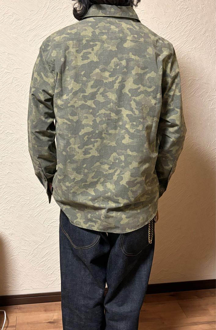 The North Face メンズ Mサイズ 未着用 カモフラ柄 長袖シャツ