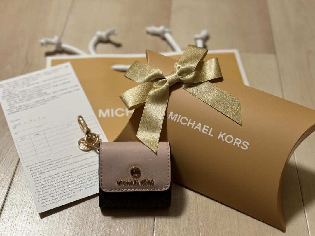MICHAEL MICHAEL KORS  エアーポッズ ケース シグネチャー