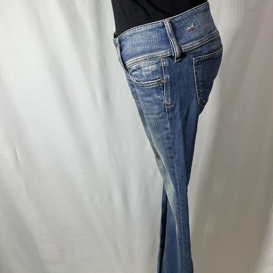 ディーゼル デニムパンツ ジーンズ 3つボタン ボタンロゴ刻印 イタリア製 ディーゼル デニムパンツ ジーンズ 3つボタン ボタンロゴ刻印 イタリア製