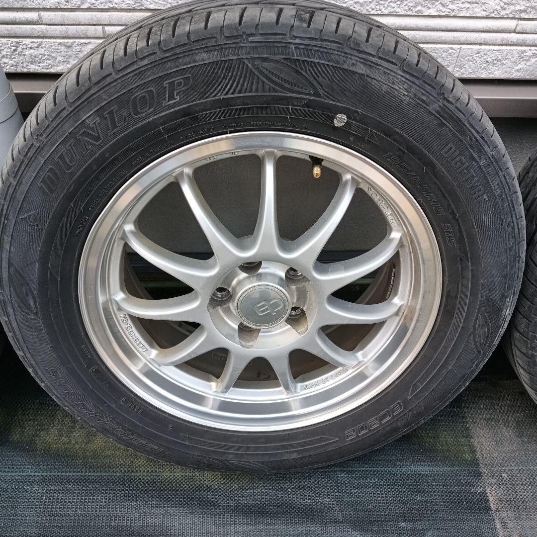 トヨタプリウス30 4本セット