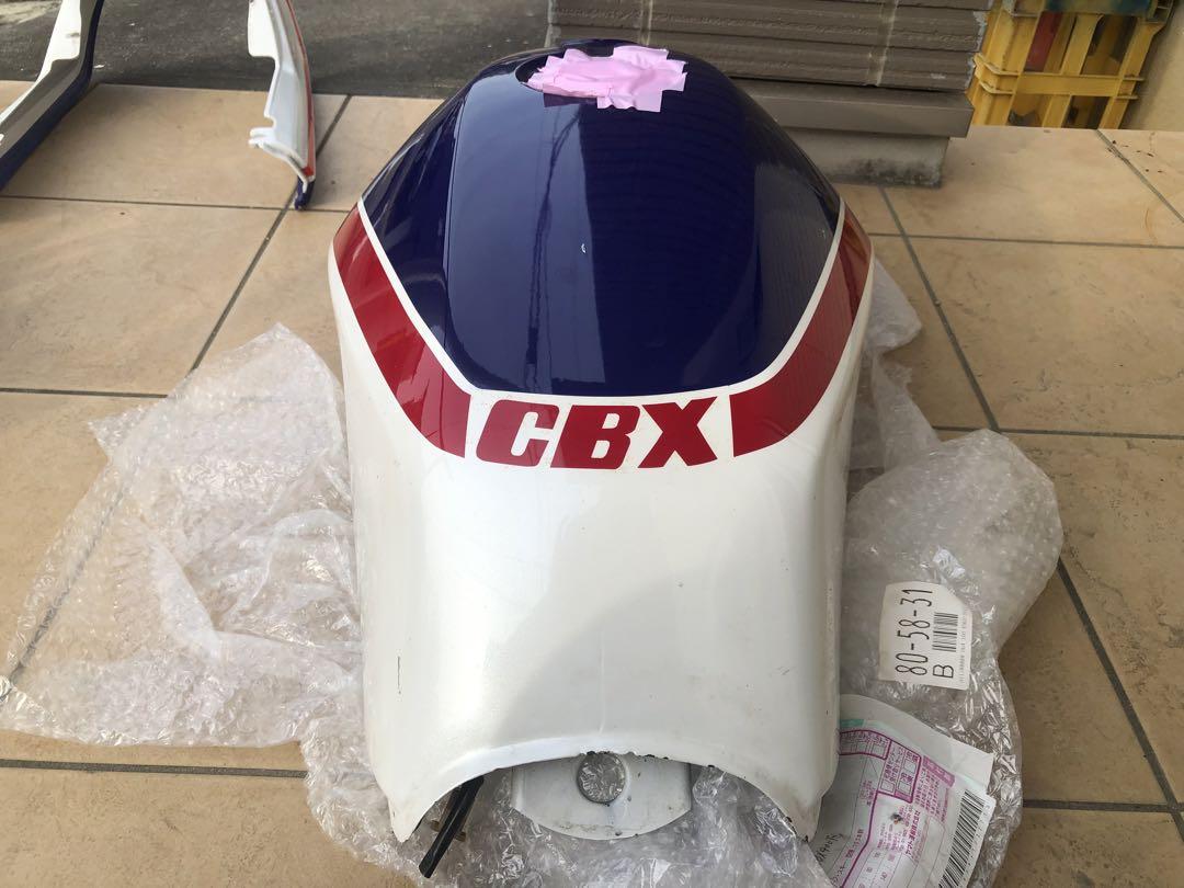 6月8日まで値下げ　CBX400F 青白　1型外装　おまけあり