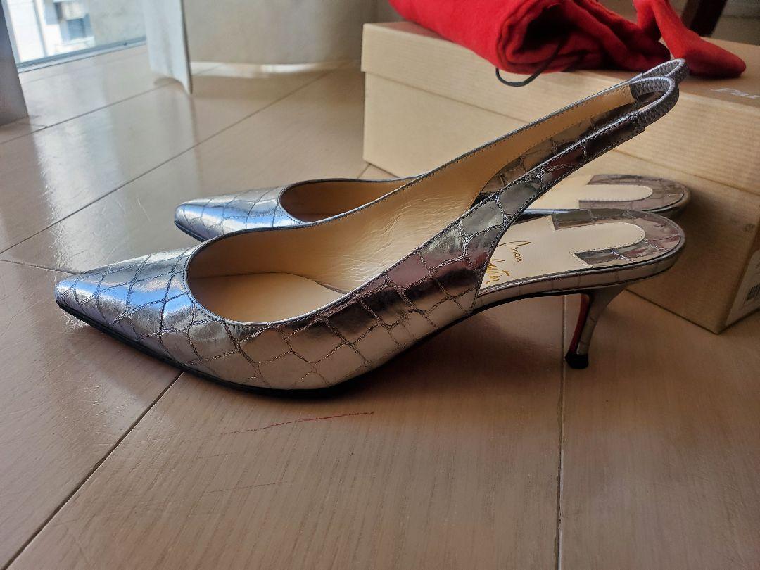 Christian Louboutin シルバー バックストラップ　極美品!!