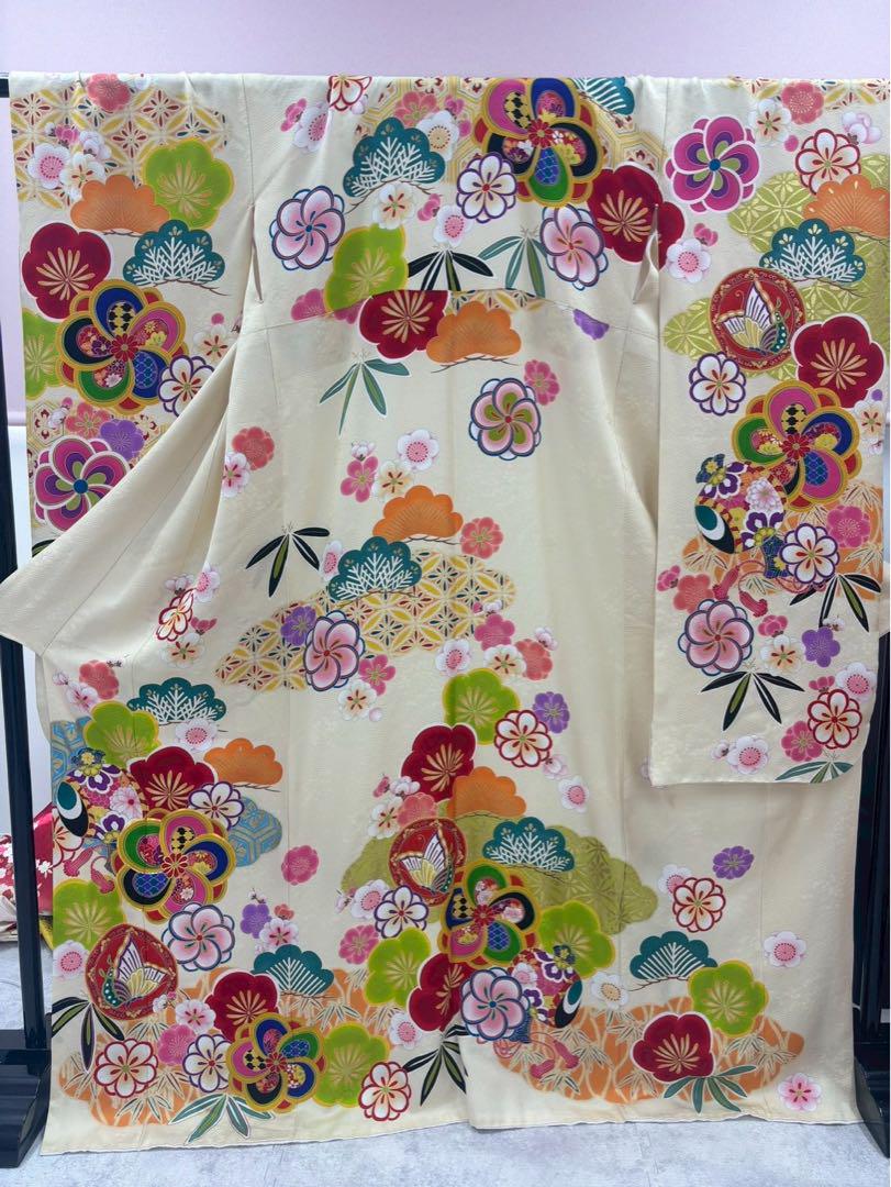 《美品》振袖　単品 A No.416 クリーム地　中振袖160〜170cm