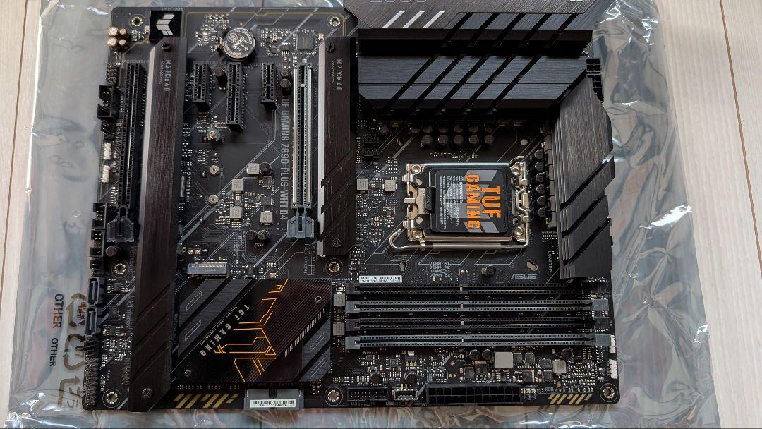 ASUS TUF GAMING Z690-PLUS WIFI D4 動作確認済み
