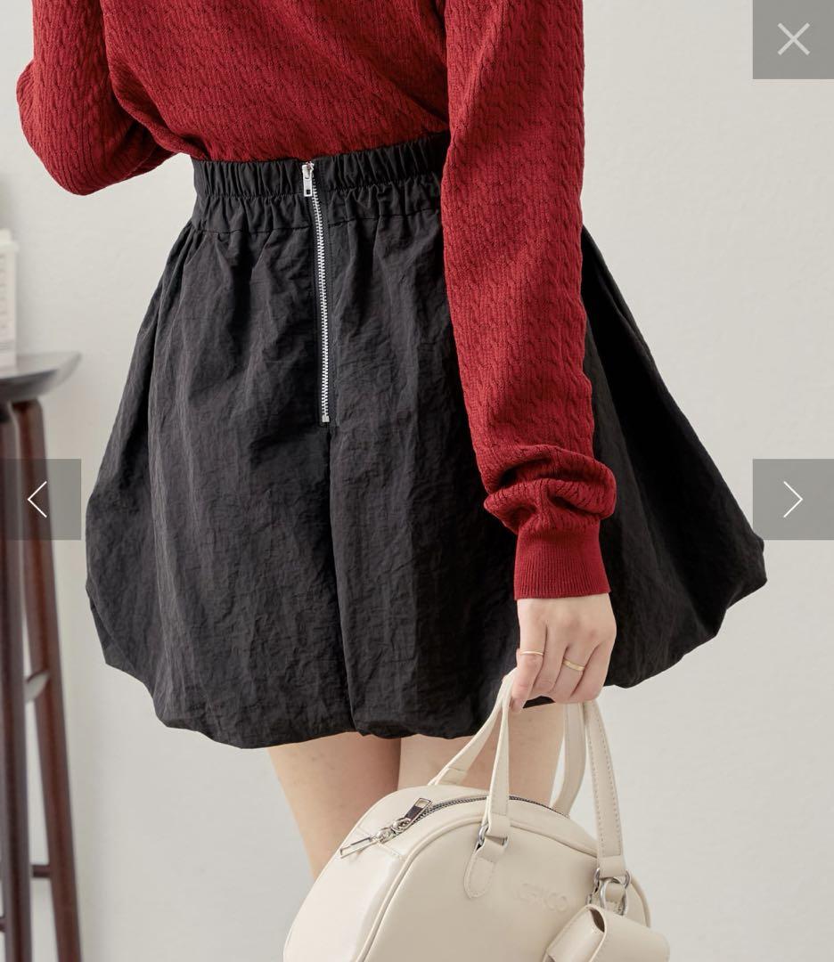 Chico ナイロンバルーンミニスカート　黒M 新品