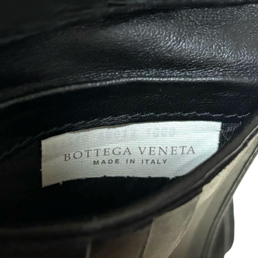 人気　ボッテガヴェネタ　折り財布　レザー　ブラック　イントレチャート　Wホック