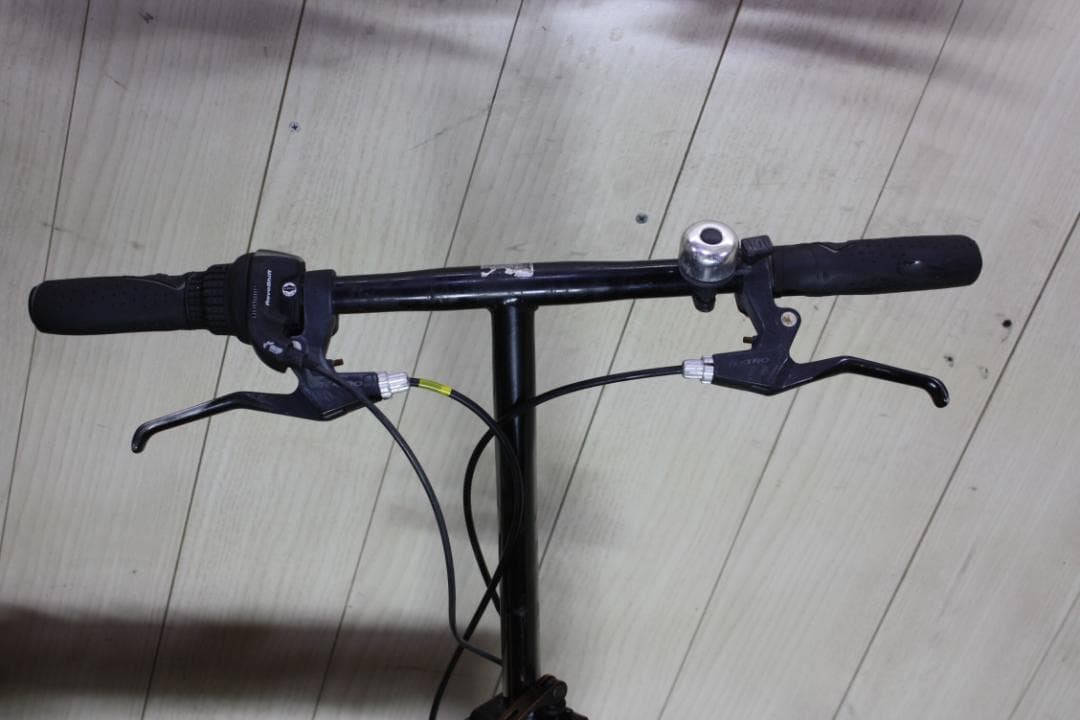 シマノ6速 折りたたみ自転車