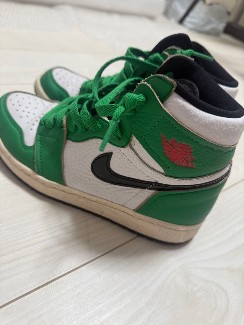 Nike エアジョーダン1 ラッキーグリーン