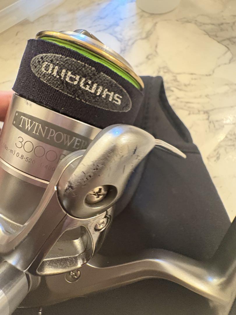 リール SHIMANO TWIN POWER 3000PG