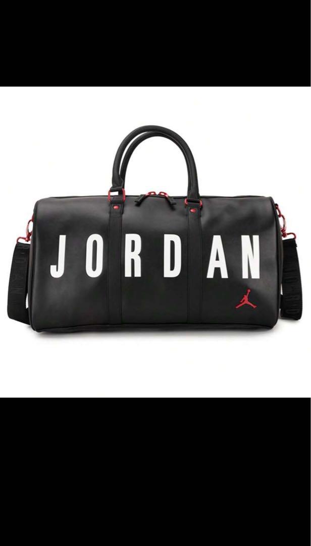 JORDAN ボストンバッグ 黒 ロゴ入り