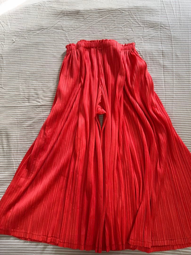 プリーツプリーズ 8分丈ガウチョパンツ