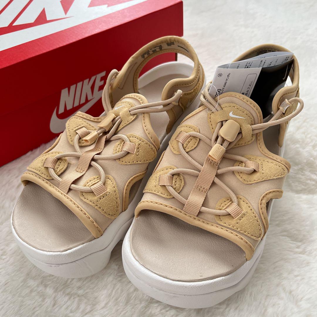 新品未使用❤️23㎝ Nike エアマックスココ サンダル ベージュ