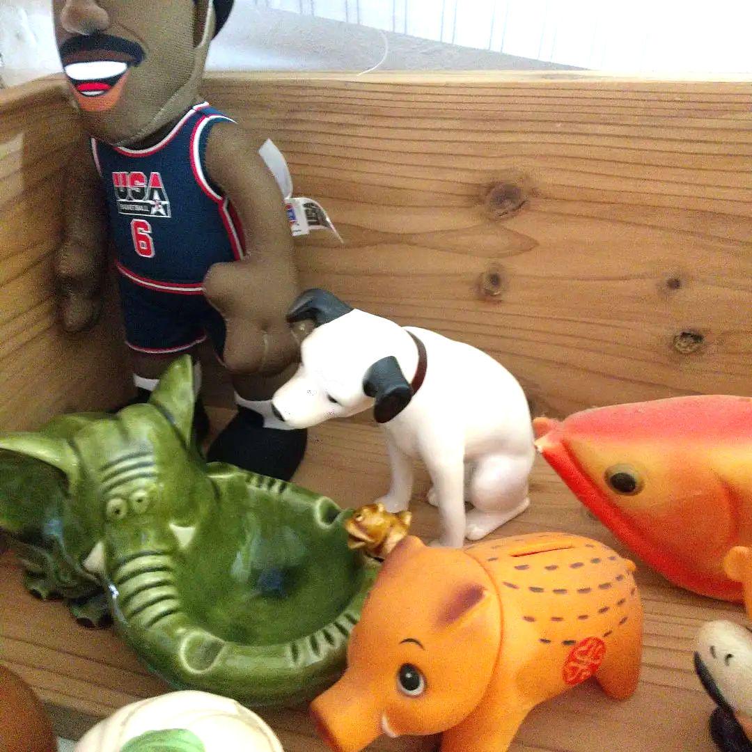 ソフビ 人形 灰皿 ビクター犬 木彫り熊 貯金箱 八幡馬