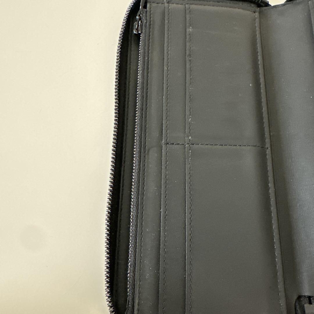 LOUIS VUITTON ヴェルティカルジッピーウォレットM62902