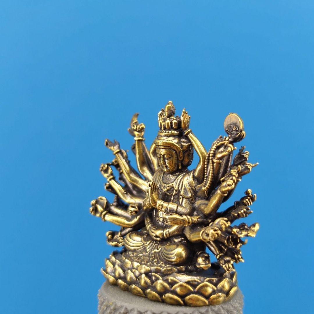 仏教美術 準提菩薩仏像 千手観音菩薩 小仏像 銅製品 工芸品 置物