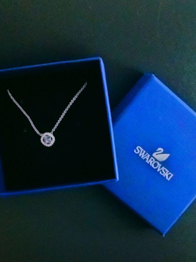 SWAROVSKI 『Angelic Square ペンダント』 5368147