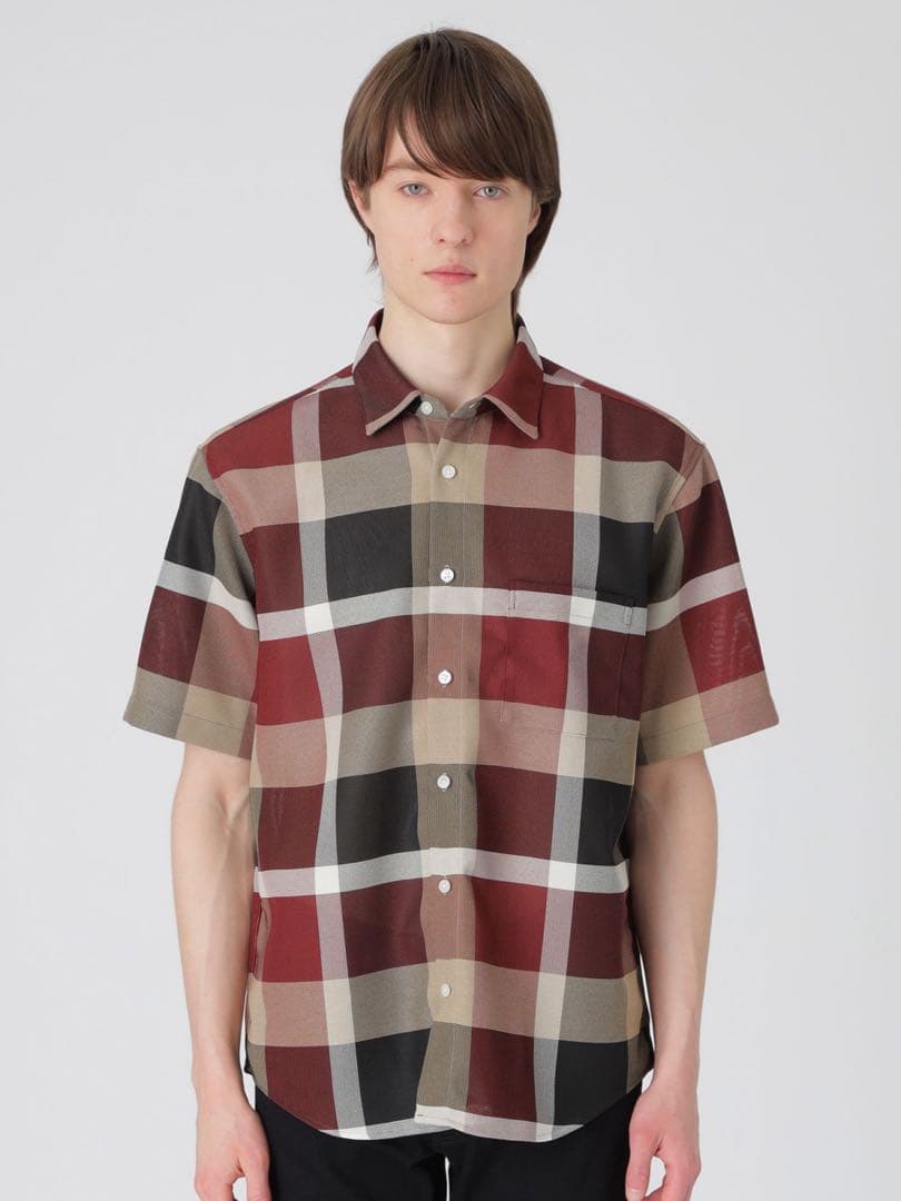 最終セール【新品・定価26,400円】 ブラックレーベルクレストブリッジ シャツ 最終セール【新品・定価26,400円】 ブラックレーベルクレストブリッジ シャツ