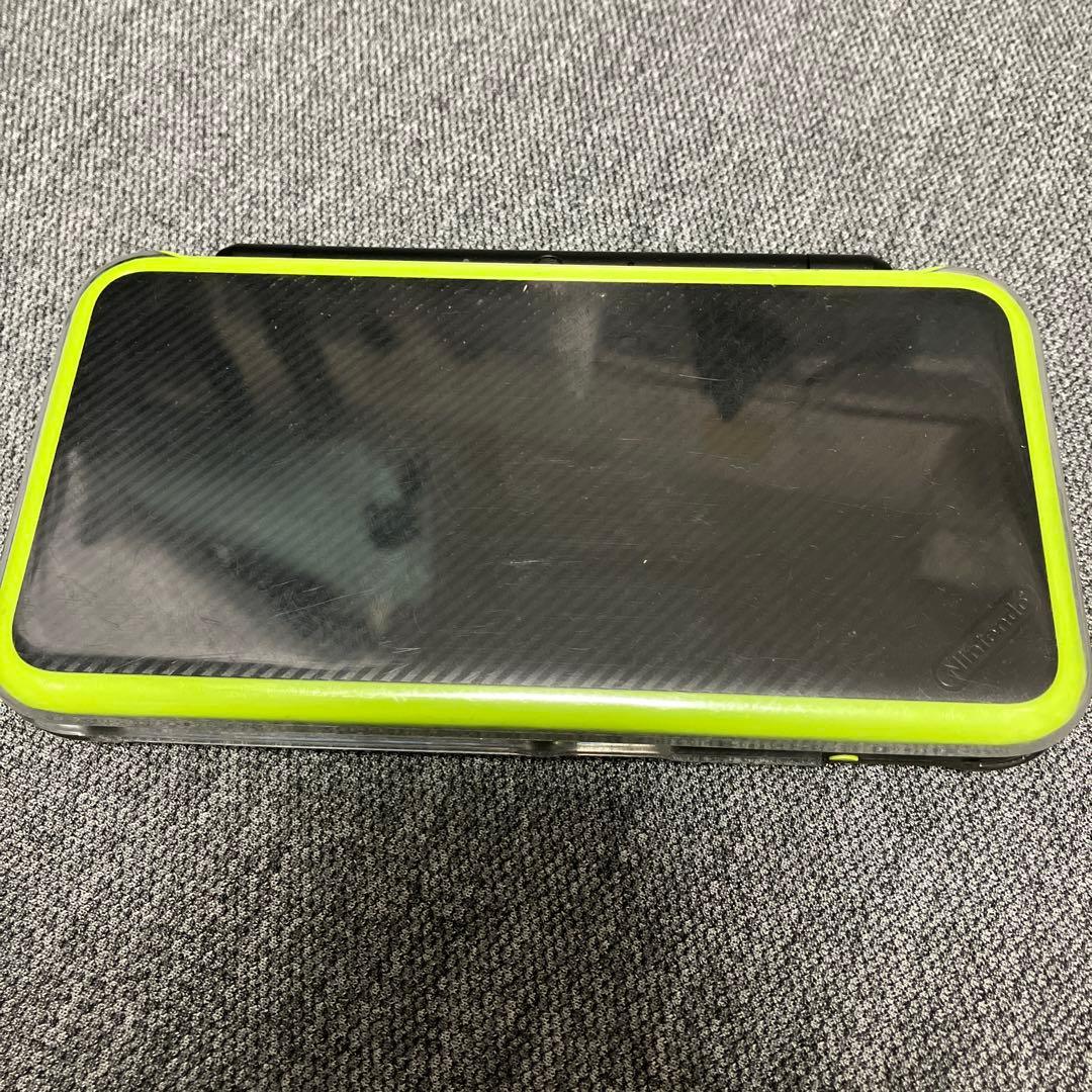 New 2DS LL ブラック/グリーン