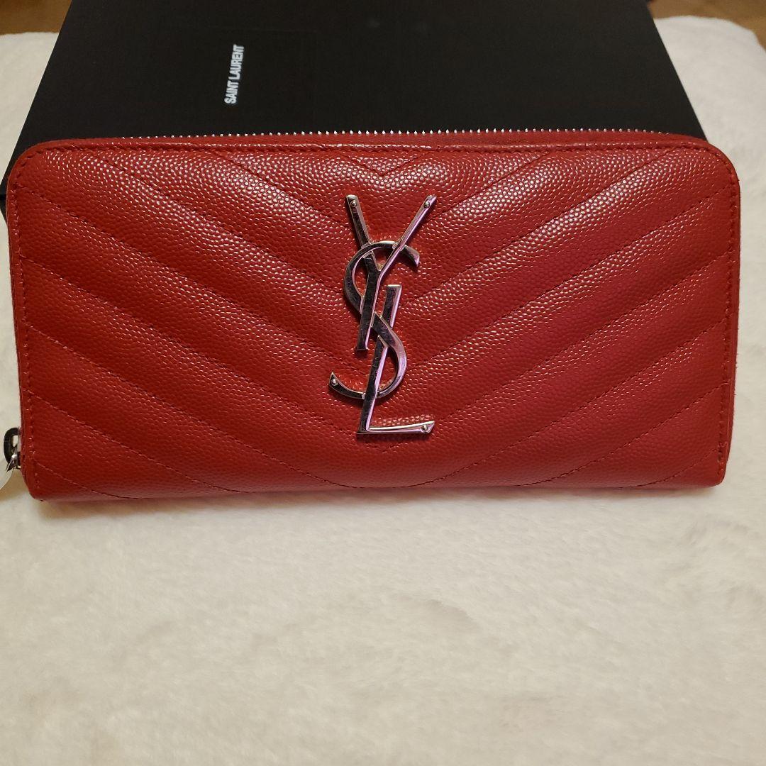 使用２ヶ月のみ❤️超美品❤️　　　　　　　　　　　　　　　イヴサンローラン長財布