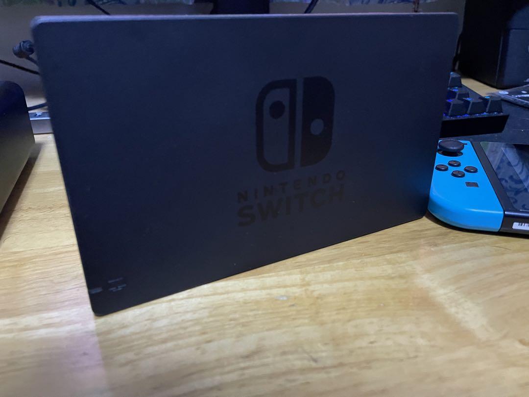 Nintendo Switch 本体