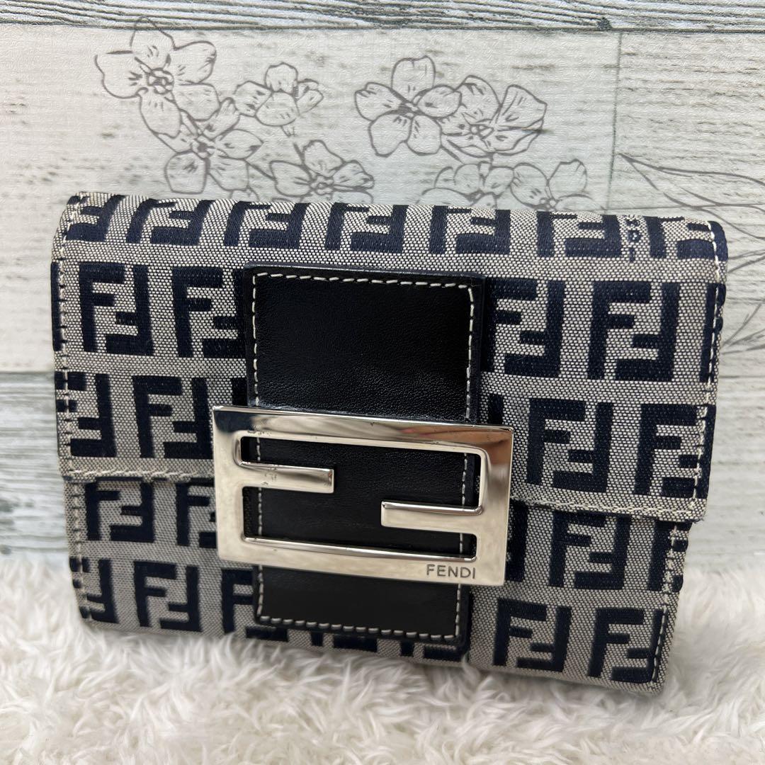 美品】FENDI フェンディ ズッキーノ 折り財布 【2022春夏新色】 49.0