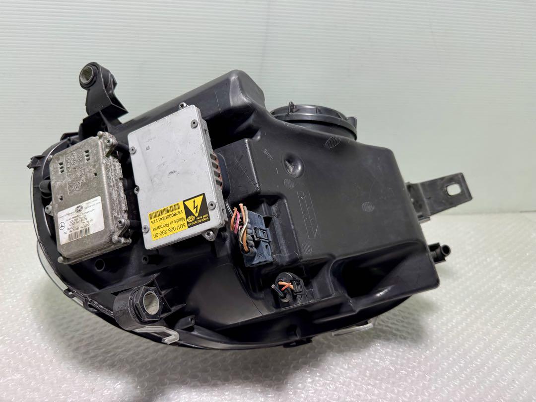 超美品　メルセデス・ベンツ W251 Rクラス 純正 HID ヘッドライト　左