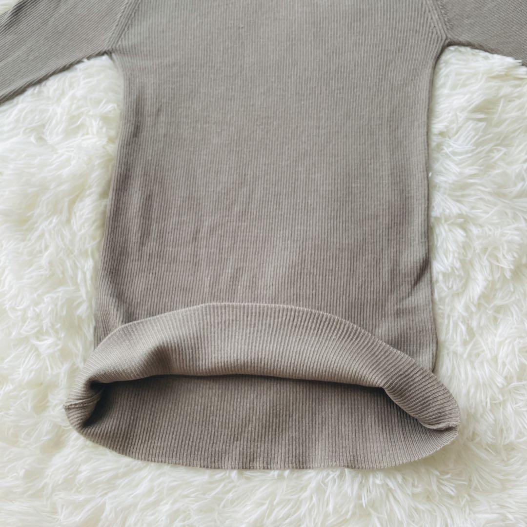 美品　evam eva シルクカシミヤ　リブ　タートル　ニット evam eva タートルリブニット カシミヤ シルク グレージュ 薄手