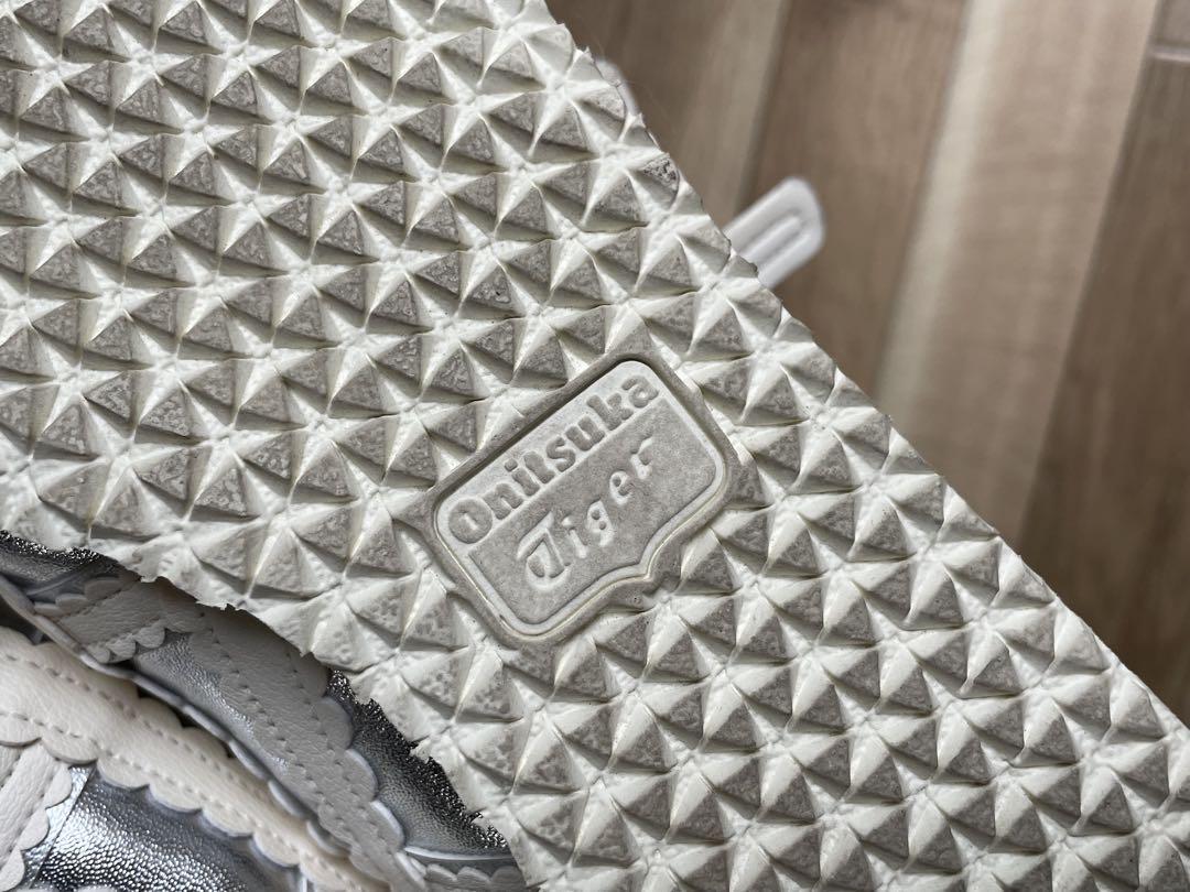 Onitsuka Tiger メキシコ66 TGRS シルバー