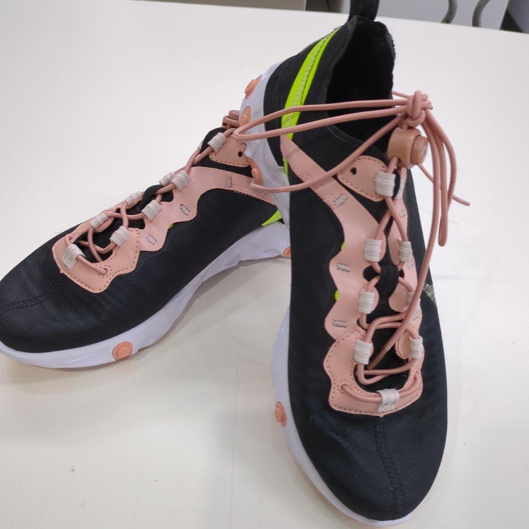Nike スニーカー ブラック/ピンク/イエロー