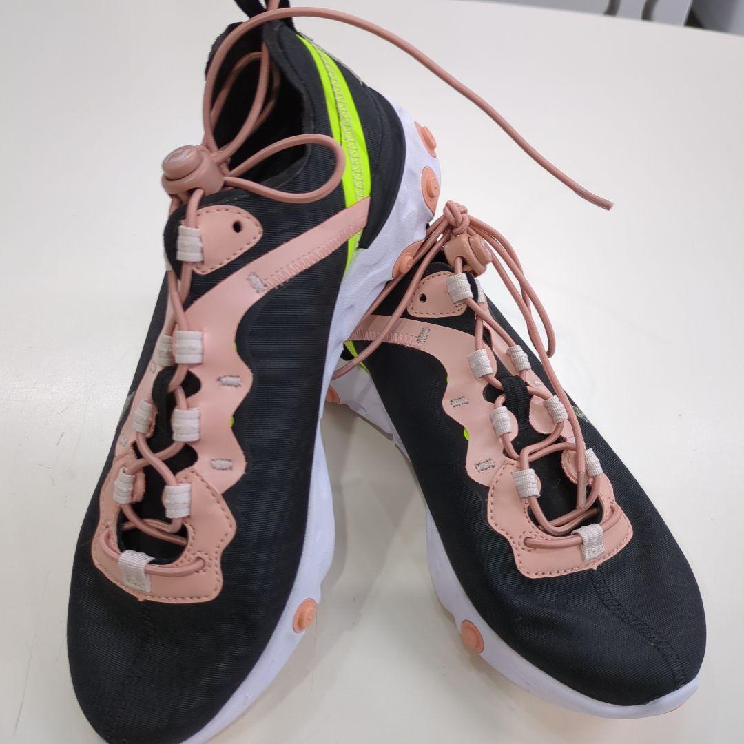 Nike スニーカー ブラック/ピンク/イエロー