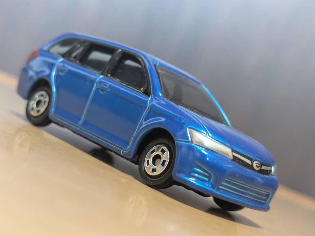 ポコ　トミカ カローラフィールダー 新品 トミカ 60 トヨタ カローラ フィールダー 240001009703