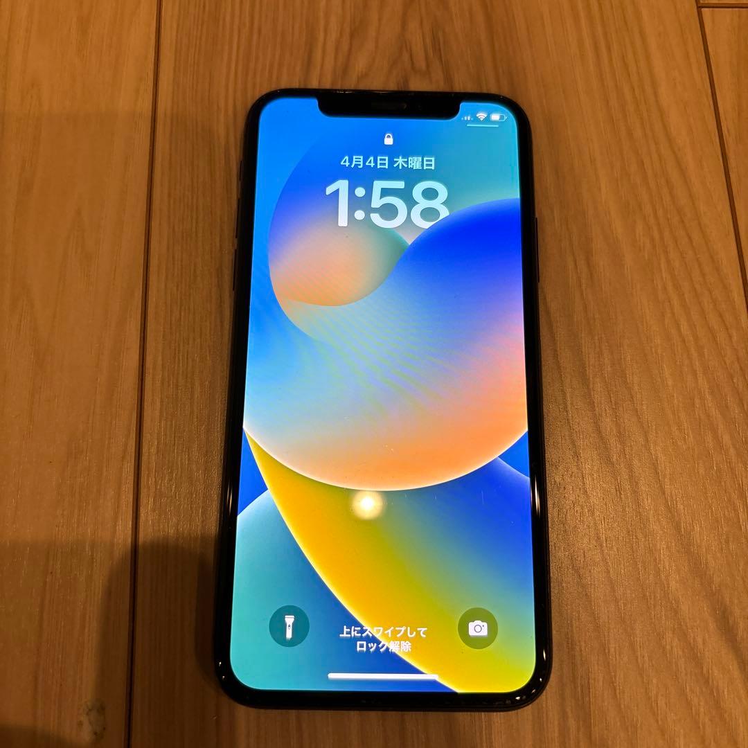 iPhone Xs Space Gray 64 GB SIMフリー 本体