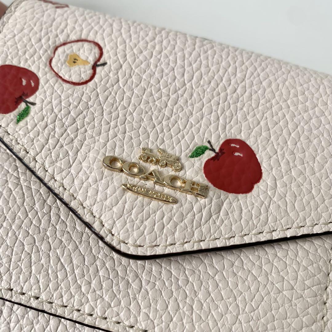 大人気！まとめ一覧 COACH】コーチ りんご コンパクトウォレット 三つ折り財布 小物