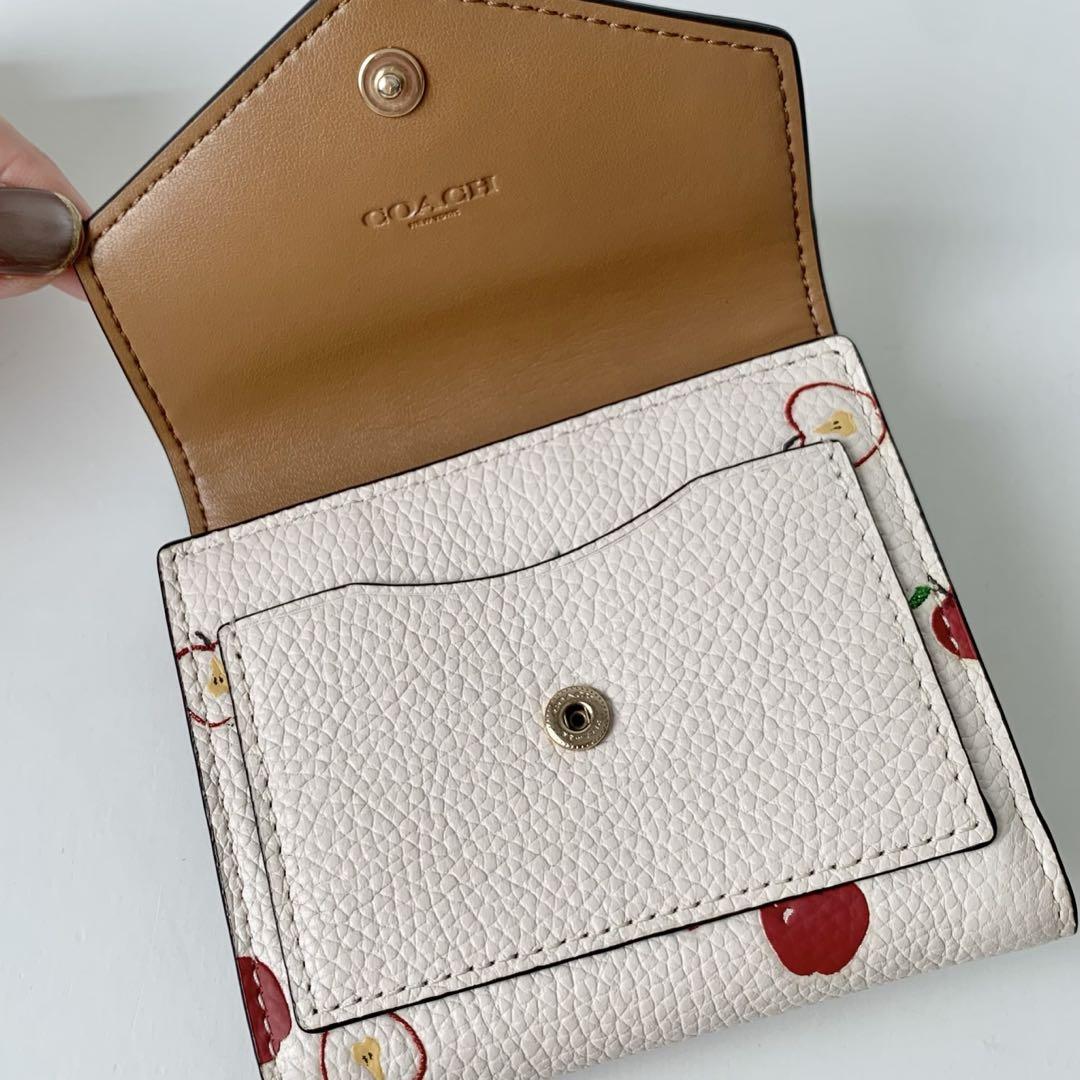 COACH】コーチ 三つ折り財布 コンパクトウォレット りんご