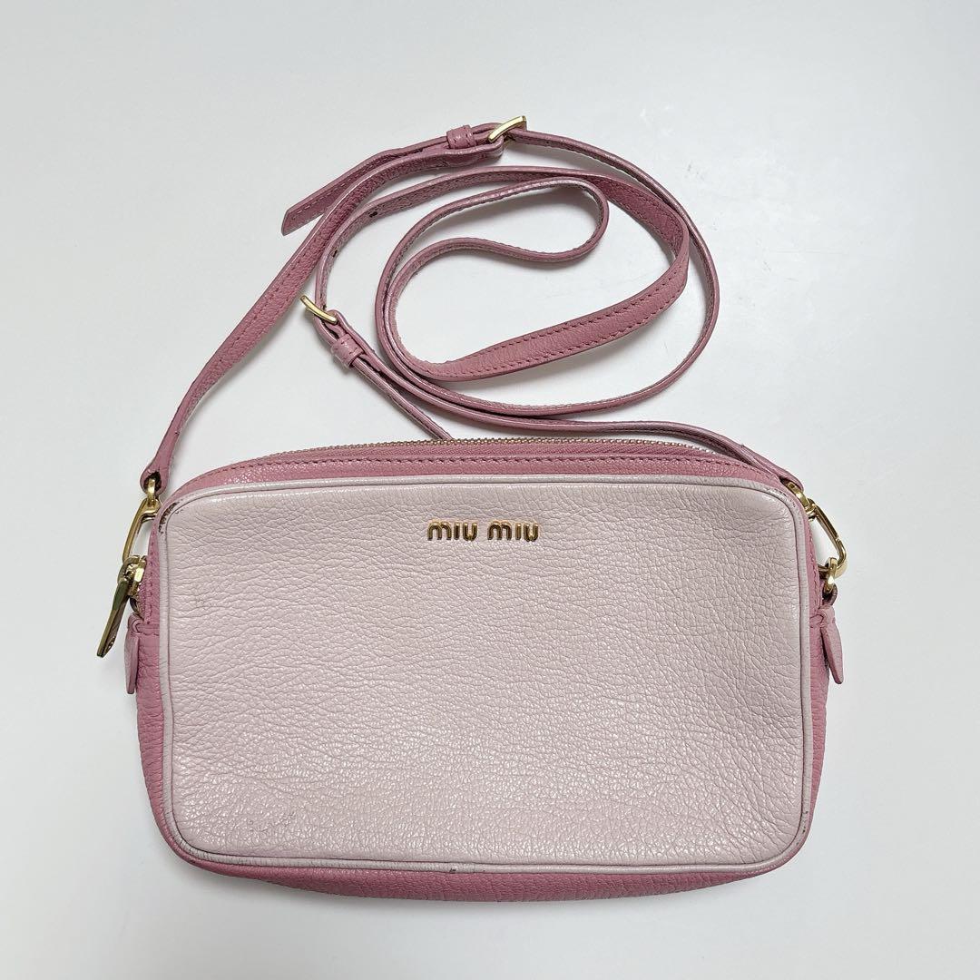 MIUMIU マドラス ショルダーバッグ ピンク