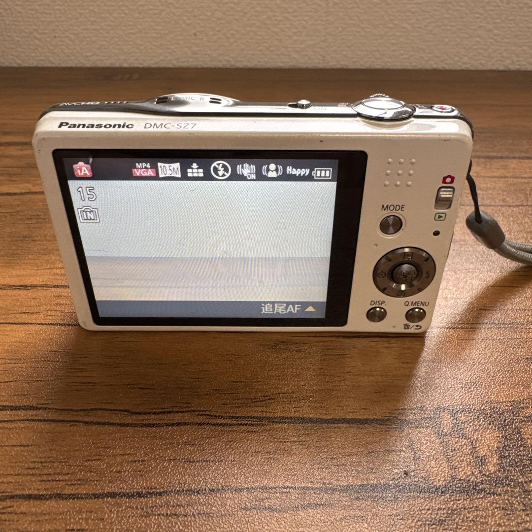 3388 Panasonic LUMIX SZ7 ホワイト デジカメ