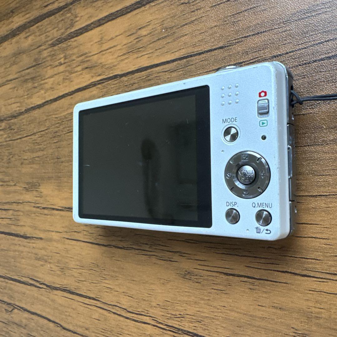3388 Panasonic LUMIX SZ7 ホワイト デジカメ