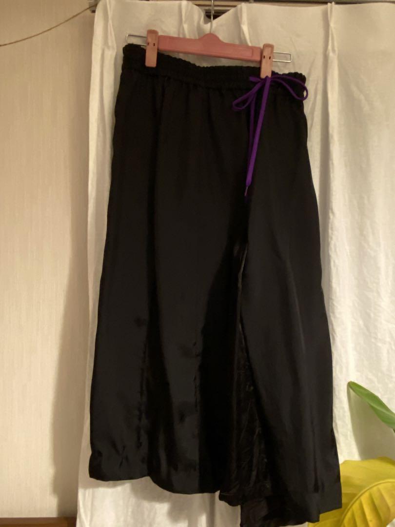 togapullaトーガプルラ黒切り替えラップスカート