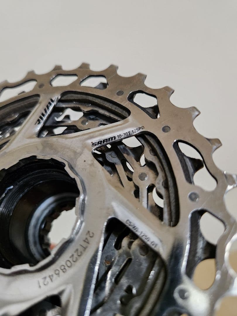 SRAM xdr rival XG-1250 10-30t スラム axs目立った傷や汚れなし BRIGHTFACE_UK