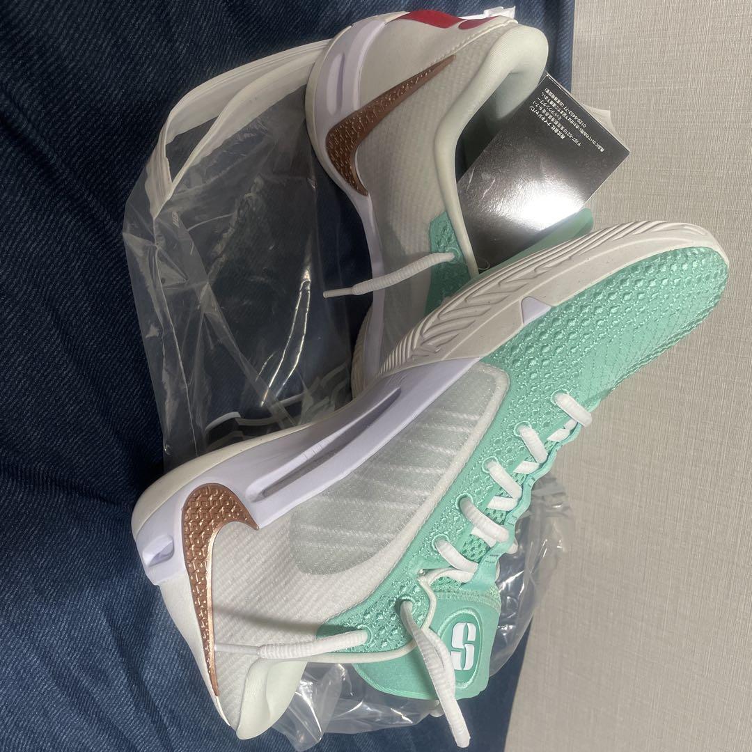 Nike バスケットボールシューズ　サブリナ1ID