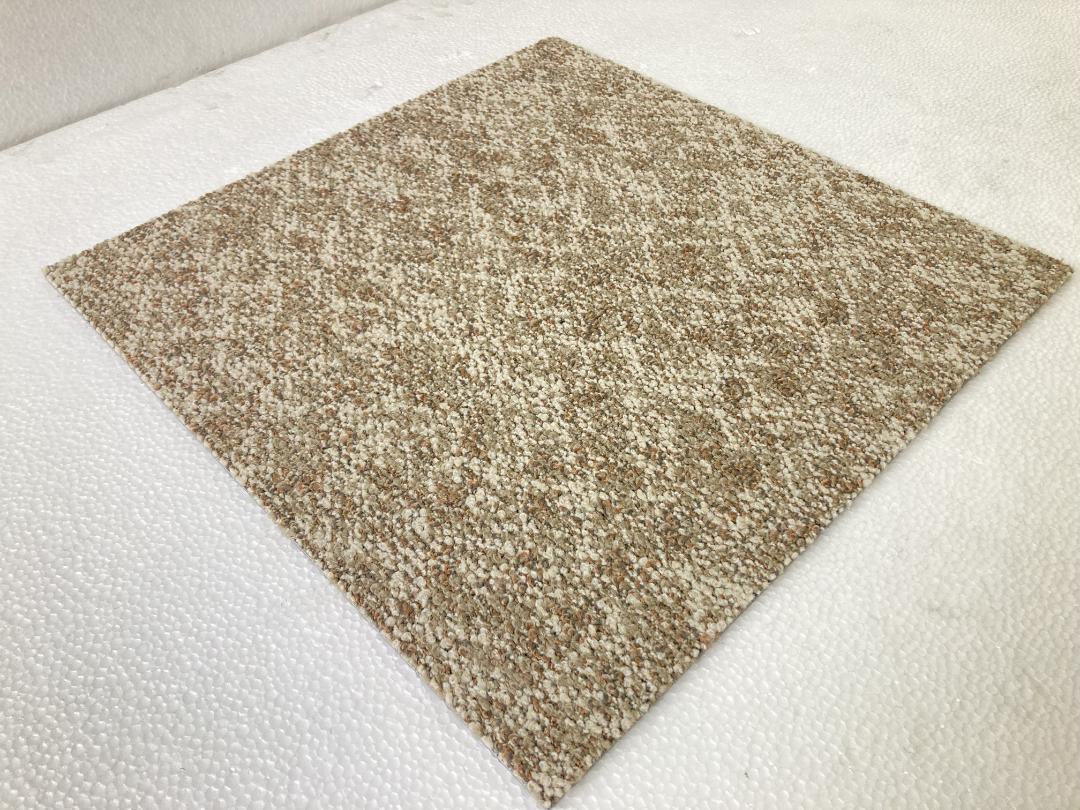 タイルカーペット　新品・未使用　国内メーカー　アウトレット　５０×５０　DIY