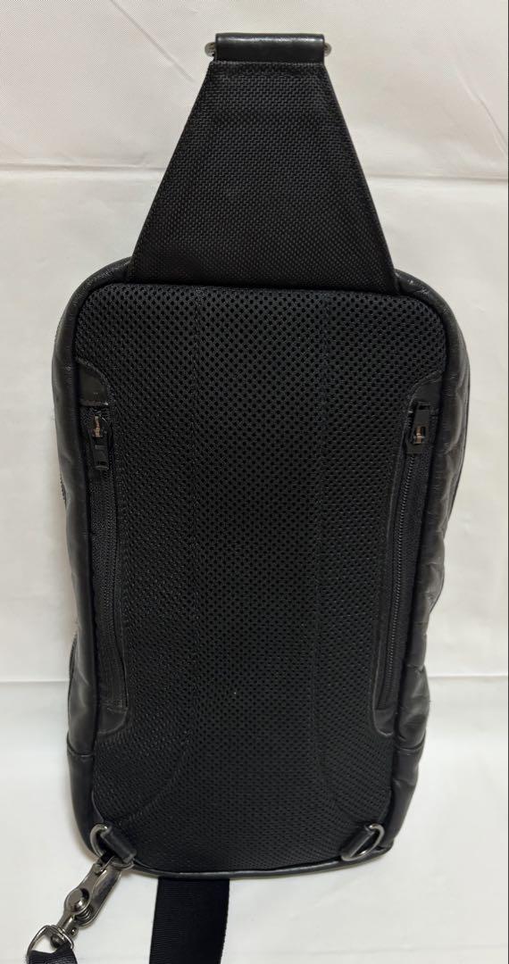 LUGGAGE LABEL 吉田カバン エレメント スリングショルダーバッグ